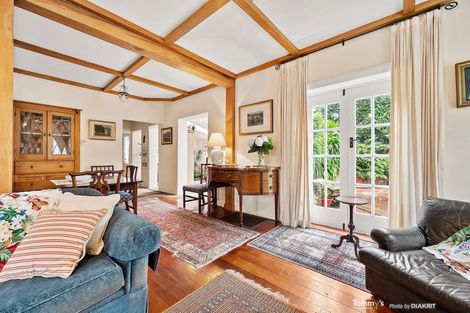 Photo of property in 54 Aurora Terrace, Kelburn, Wellington, 6012