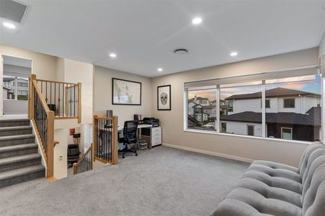 Photo of property in 17 Bounty Road, Long Bay, Auckland, 0630