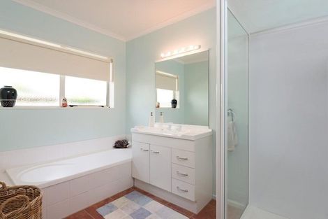 Photo of property in 53 Wakefield Drive, Bethlehem, Tauranga, 3110