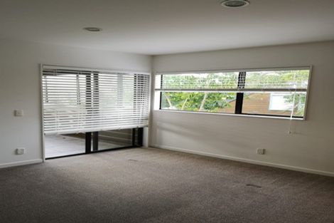 Photo of property in 62 Newhaven Terrace, Mairangi Bay, Auckland, 0630