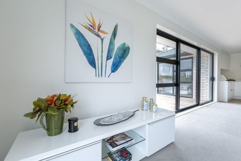 Photo of property in 22 Reidy Place, Pukekohe, 2120