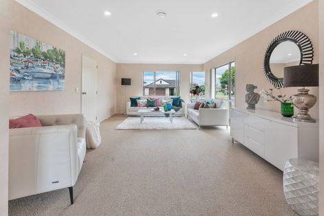 Photo of property in 51 Kelvin Hart Drive, East Tamaki, Auckland, 2013