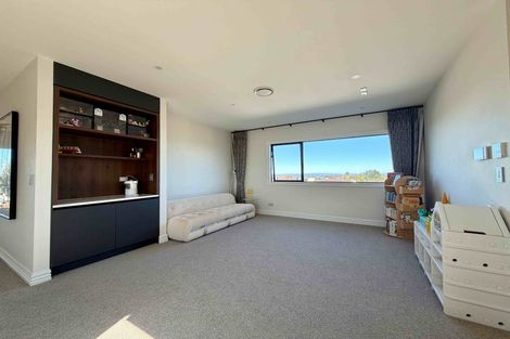 Photo of property in 34 Aldon Lane, Totara Park, Auckland, 2105