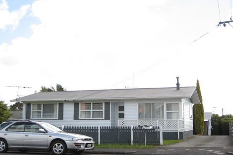 Photo of property in 128 Porchester Road, Papakura, 2110