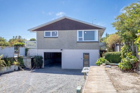 Photo of property in 165 Beach Road, Kaikoura, 7300