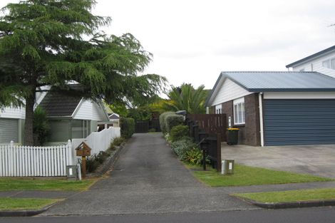 Photo of property in 156 Walter Strevens Drive, Conifer Grove, Takanini, 2112