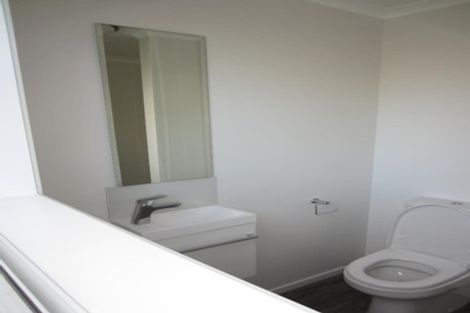 Photo of property in 71 Chiefs Court, Hamilton East, Hamilton, 3216