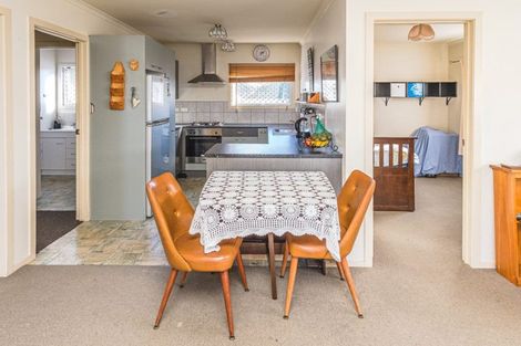 Photo of property in 18a Swiss Avenue, Gonville, Whanganui, 4501