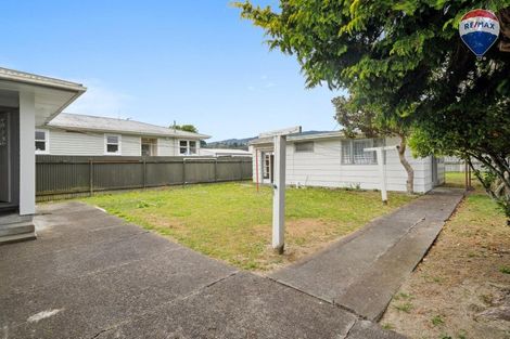 Photo of property in 4 Benge Crescent, Clouston Park, Upper Hutt, 5018