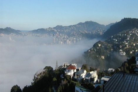 Photo of property in 138 Nicholson Road, Khandallah, Wellington, 6035