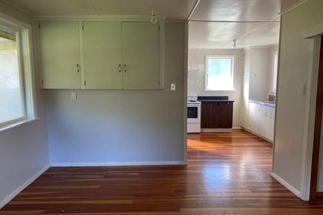 Photo of property in 8 Davidson Crescent, Tawa, Wellington, 5028