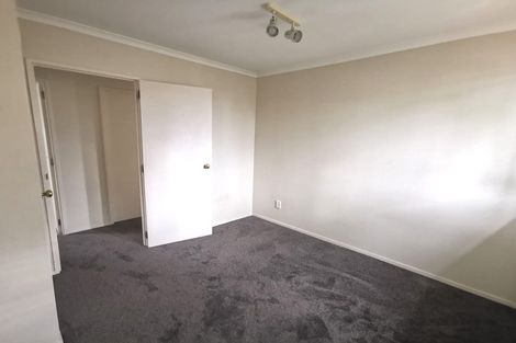 Photo of property in 3/16 Saints Court, Manurewa, Auckland, 2102