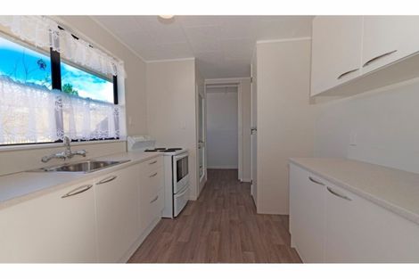 Photo of property in 2/162 Universal Drive, Henderson, Auckland, 0610