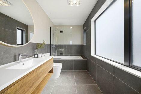 Photo of property in 33 Scott Road, Hobsonville, Auckland, 0616