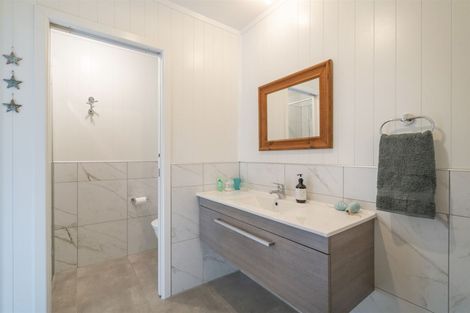 Photo of property in 2 Scott Drive, Cooks Beach, Whitianga, 3591