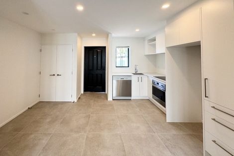 Photo of property in 7/92 Peterborough Street, Christchurch Central, Christchurch, 8013