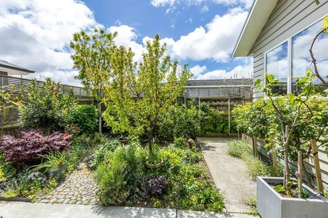 Photo of property in 15a Kiln Street, Silverstream, Upper Hutt, 5019