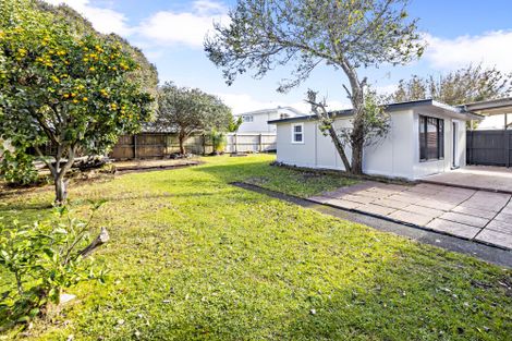 Photo of property in 9 Roseanne Road, Manurewa, Auckland, 2102