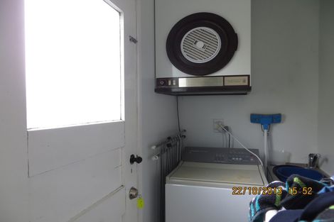 Photo of property in 13 Tahapa Crescent, Meadowbank, Auckland, 1072