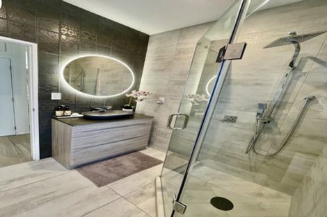 Photo of property in 19 Mason Street, New Lynn, Auckland, 0600