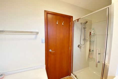 Photo of property in 15 Oldwood Street, Bishopdale, Christchurch, 8053