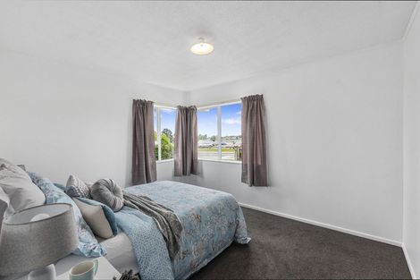 Photo of property in 2 Rosewood Place, Paraparaumu, 5032