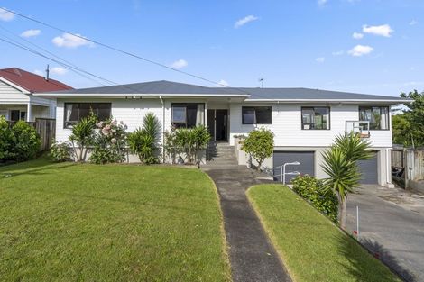 Photo of property in 74 Smart Road, Glen Avon, New Plymouth, 4312