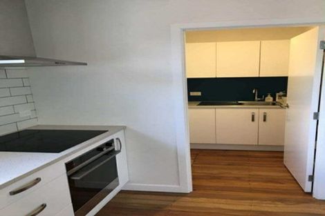 Photo of property in 12 Alston Avenue, Kelston, Auckland, 0602