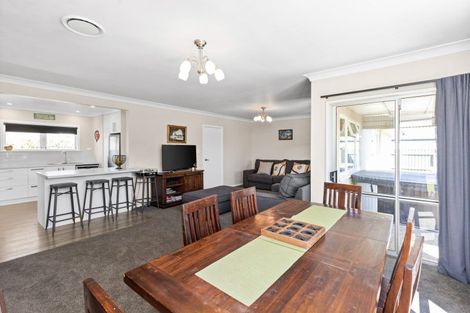 Photo of property in 25 Harpham Street, Taradale, Napier, 4112