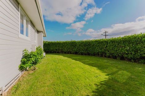 Photo of property in 215 Mangorei Road, Merrilands, New Plymouth, 4312