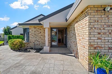Photo of property in 35 Blue Heron Rise, Stanmore Bay, Whangaparaoa, 0932