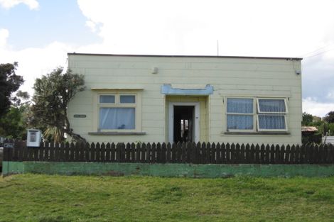 Photo of property in 80 Karaka Street, Castlecliff, Whanganui, 4501