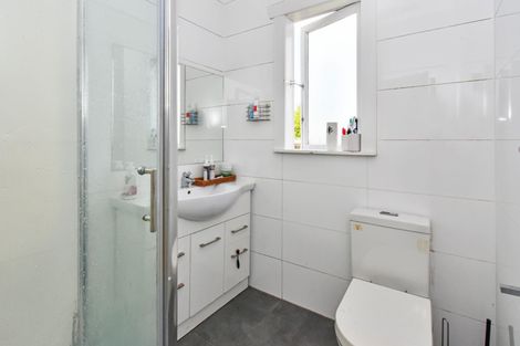 Photo of property in 32 Marr Road, Manurewa, Auckland, 2102