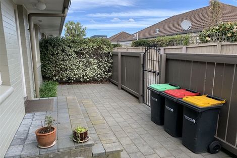 Photo of property in 3/25 Office Road, Merivale, Christchurch, 8014