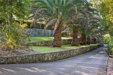 Photo of property in 190 Lonely Track Road, Dairy Flat, 0632