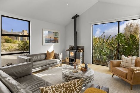 Photo of property in 13 Torridon Court, Jacks Point, Queenstown, 9371