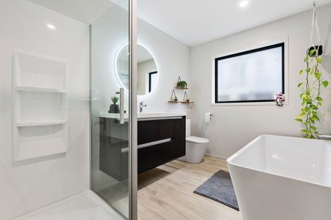 Photo of property in 32 Puhirake Crescent, Pyes Pa, Tauranga, 3112