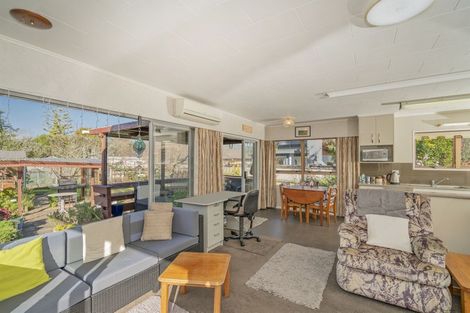 Photo of property in 33 Cook Drive, Whitianga, 3510