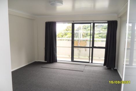 Photo of property in 4 London Road, Korokoro, Lower Hutt, 5012