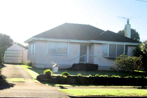 Photo of property in 10 Gloucester Road, Manurewa, Auckland, 2102