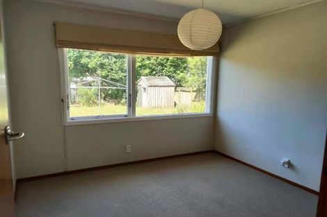 Photo of property in 17 Catalina Crescent, Forrest Hill, Auckland, 0620