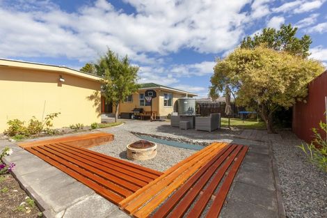 Photo of property in 65 Donovan Road, Paraparaumu Beach, Paraparaumu, 5032