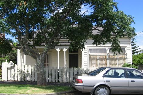 Photo of property in 31 Mozeley Avenue, Devonport, Auckland, 0624