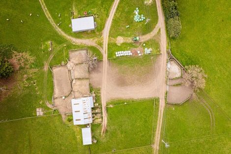 Photo of property in 210 Ongaonga Road, Waipawa, 4272