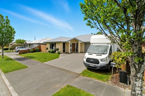 Photo of property in 15 Cridland Place, Halswell, Christchurch, 8025