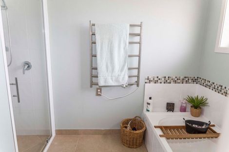 Photo of property in 8a Allan Street, Dannevirke, 4930