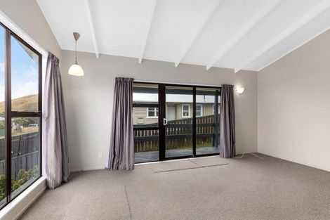 Photo of property in 21 Marne Grove, Waitangirua, Porirua, 5024