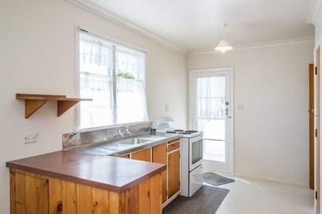 Photo of property in 15 Bledisloe Street, Levin, 5510