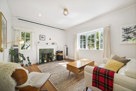 Photo of property in 34 Northland Road, Northland, Wellington, 6012