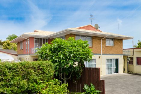 Photo of property in 46 Matuhi Rise, Henderson, Auckland, 0612